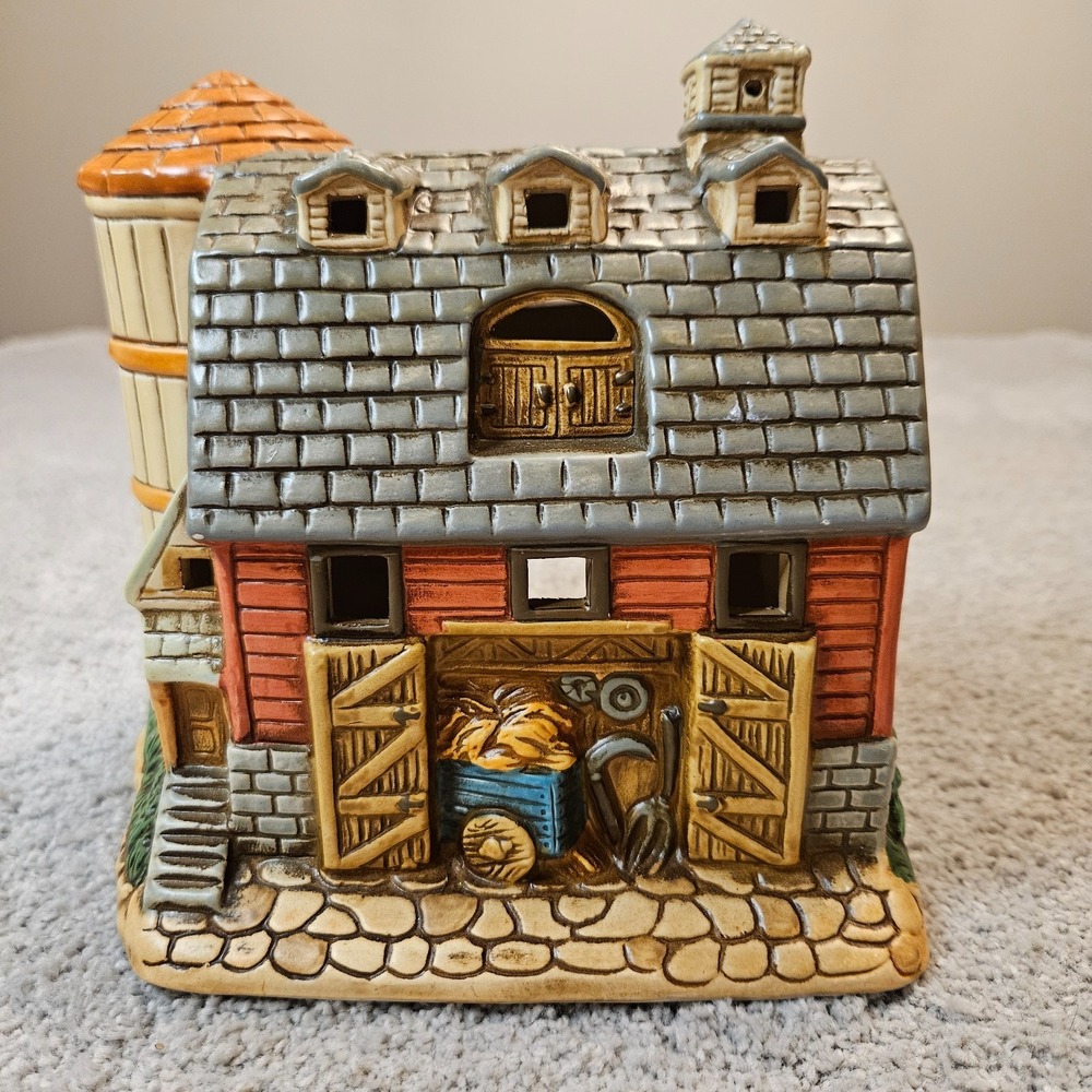 Lefton 1988 Farm‎ Barn Lighted House w/ Silo Byron Wood Design Vintage Christmas